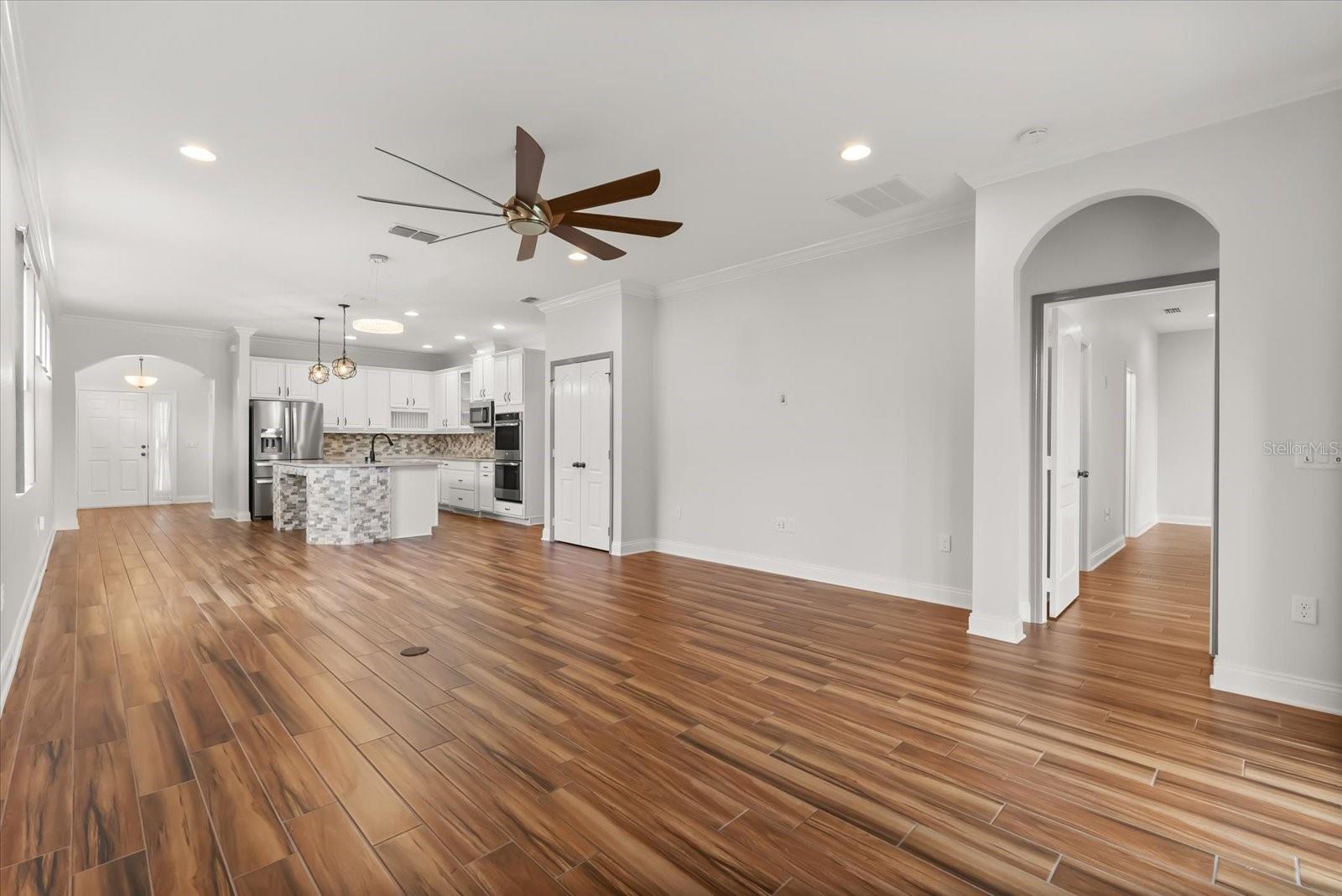 Image 10 of 29 For 31992 Redtail Reserve Boulevard