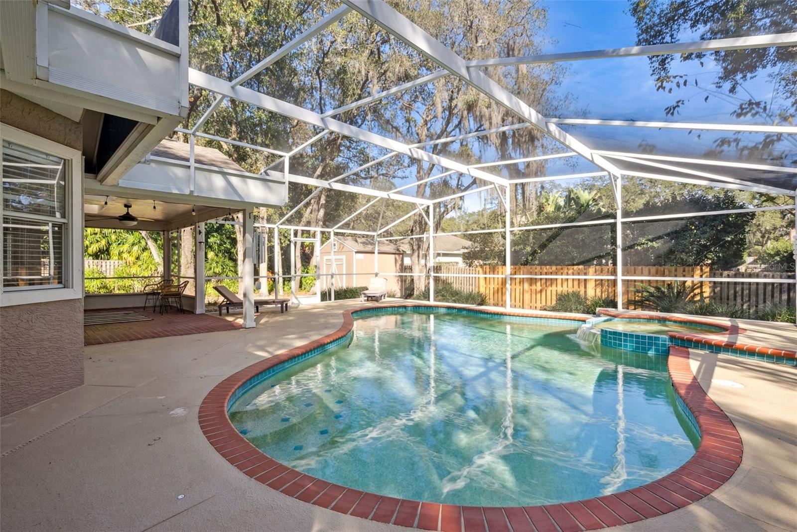 Image 34 of 34 For 307 Oak Leaf Circle