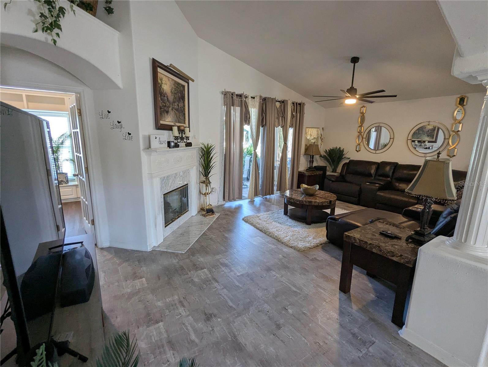 Image 18 of 33 For 2866 Strand Circle