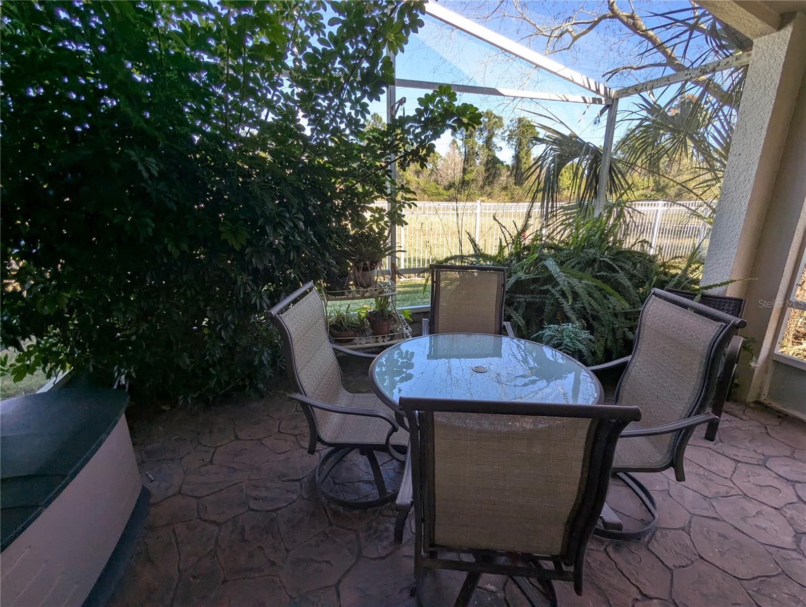 Image 29 of 33 For 2866 Strand Circle