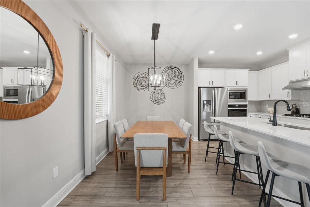 Image 18 of 44 For 7792 Somersworth Drive