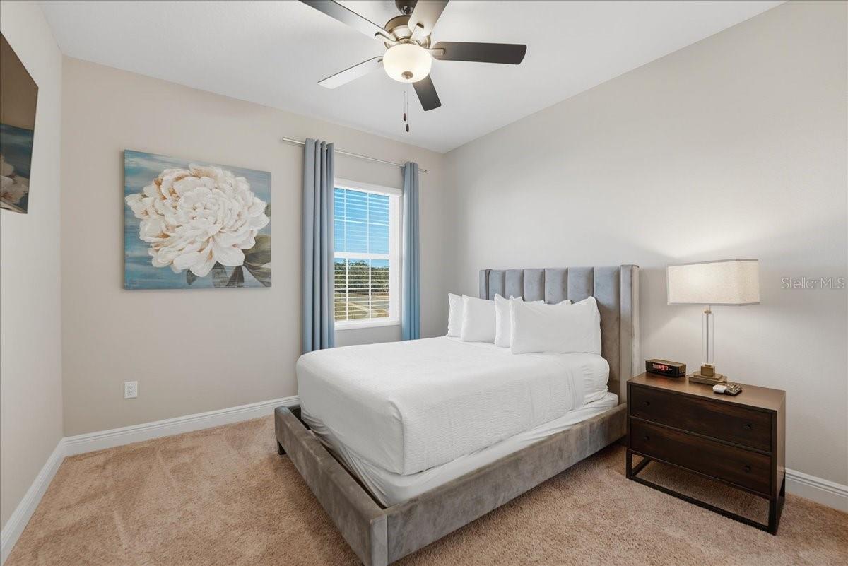 Image 33 of 44 For 7792 Somersworth Drive