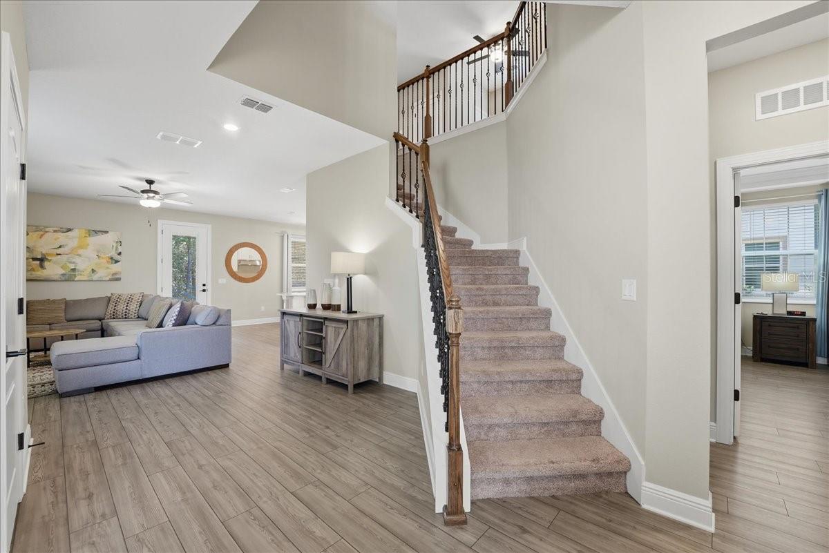 Image 9 of 44 For 7792 Somersworth Drive