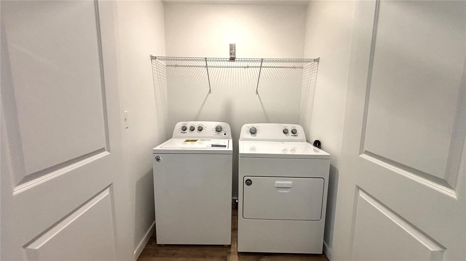 Image 11 of 18 For 912 Grandin Street