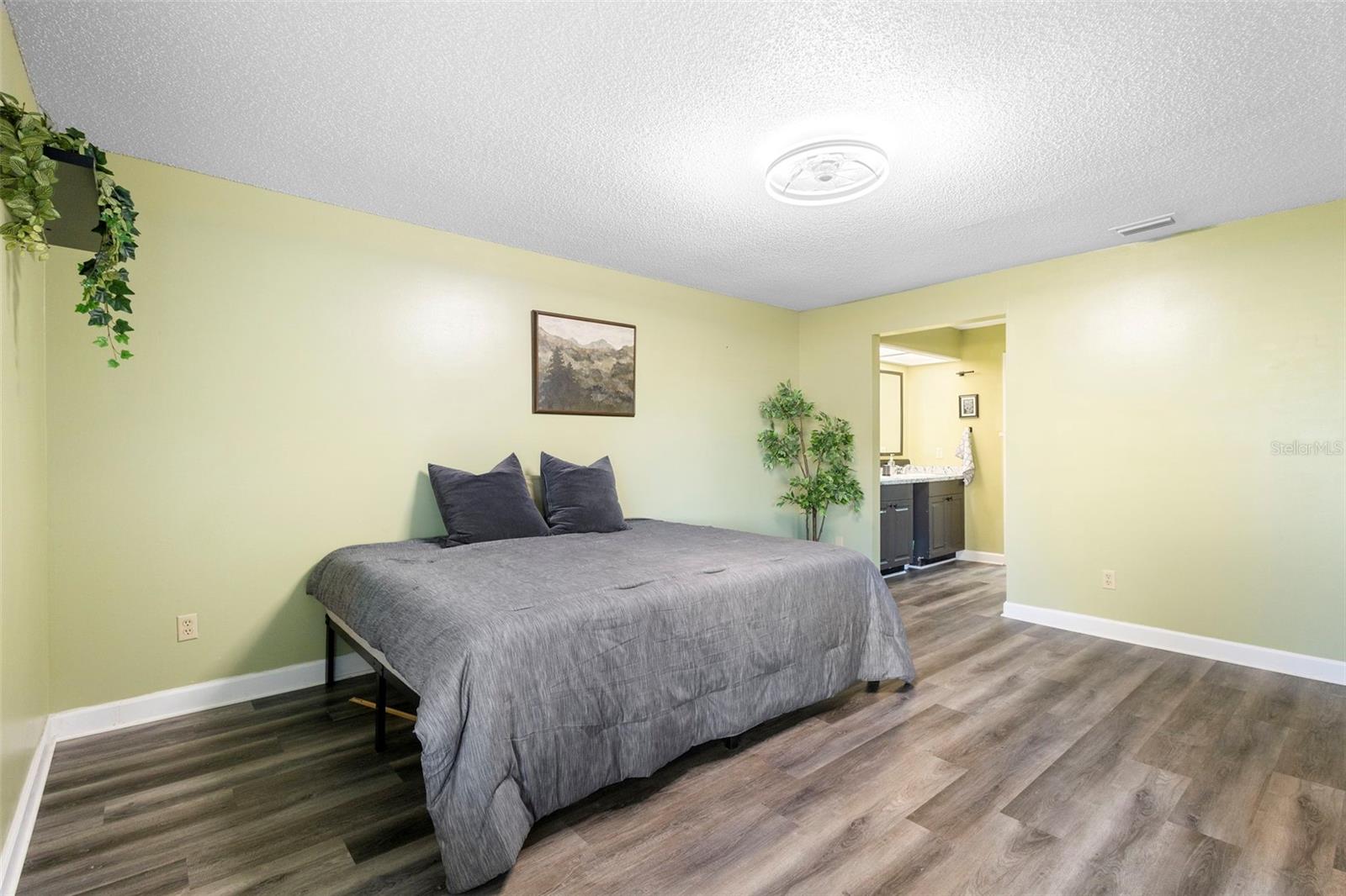 Image 23 of 36 For 2501 Tahoe Circle