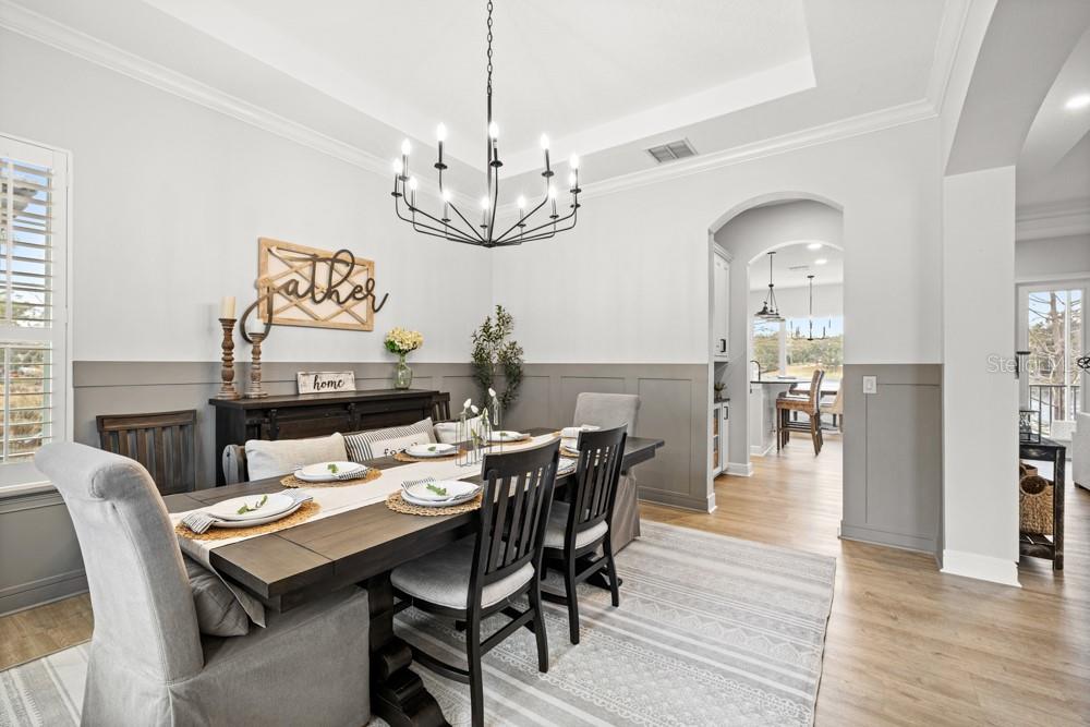 Image 10 of 63 For 527 Blue Water Edge Drive