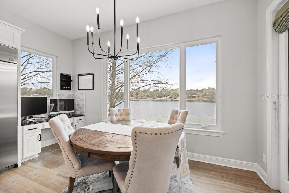 Image 15 of 63 For 527 Blue Water Edge Drive