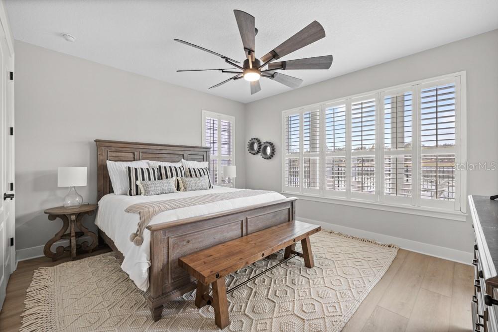 Image 42 of 63 For 527 Blue Water Edge Drive