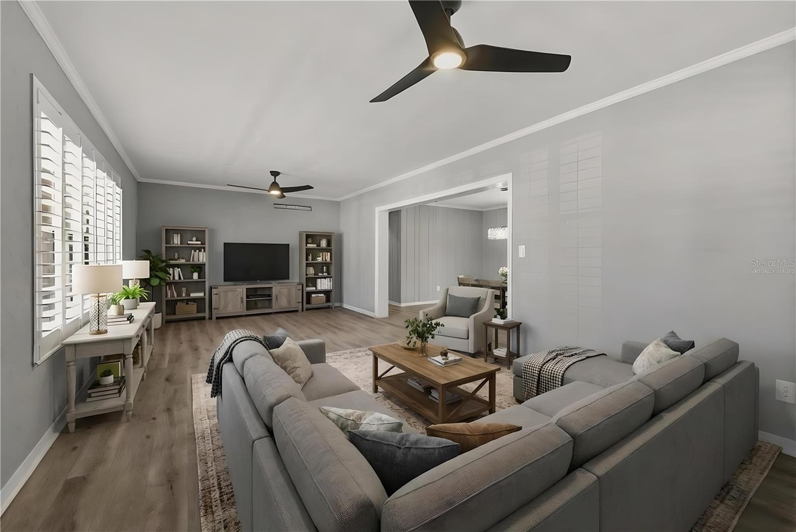 Image 9 of 35 For 1420 Maravilla Avenue