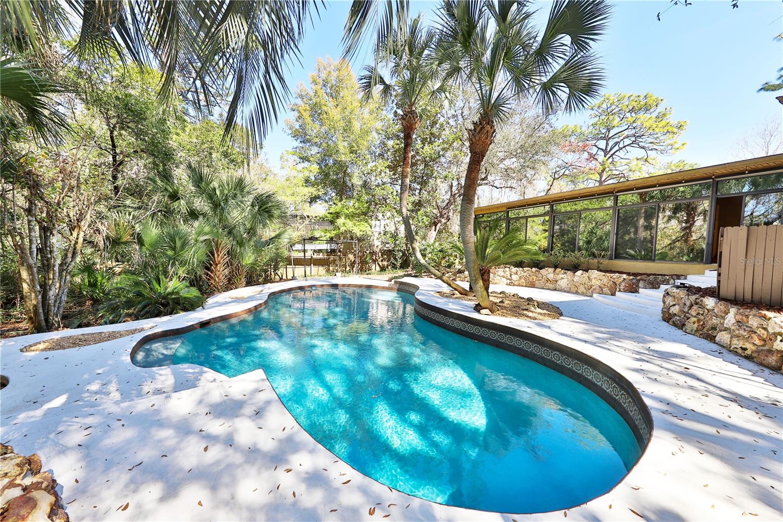 Image 24 of 40 For 1000 Crooked Oak Court