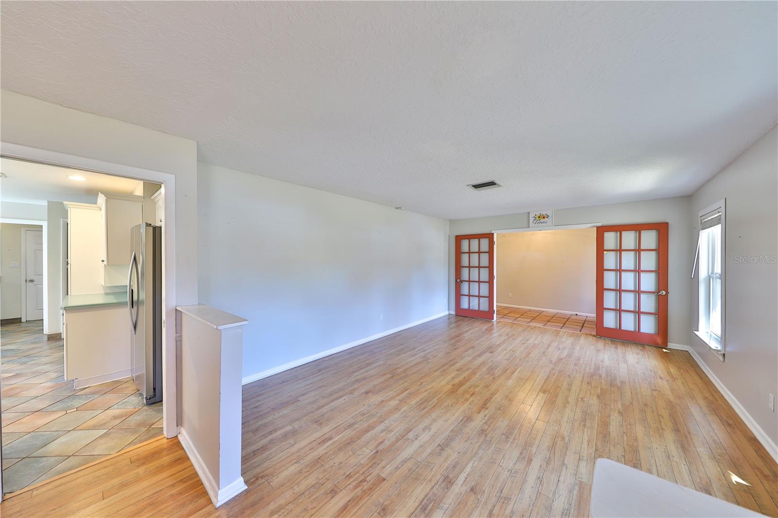 Image 7 of 40 For 1000 Crooked Oak Court