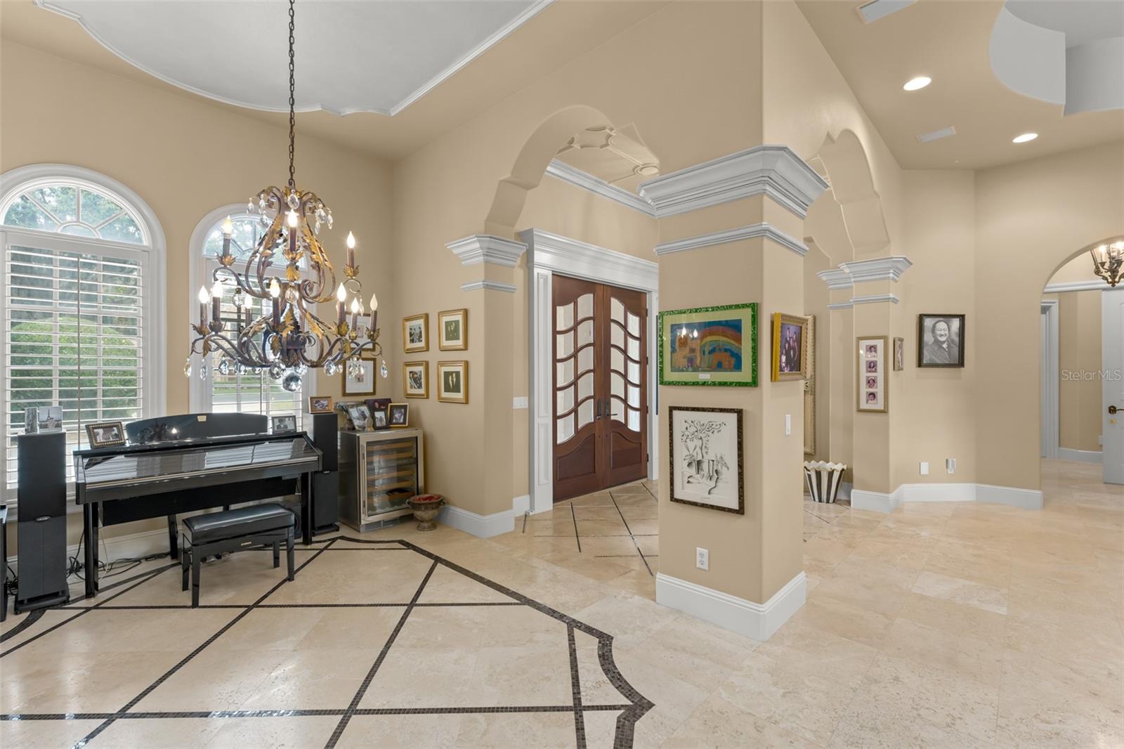 Image 10 of 71 For 6248 Louise Cove Dr