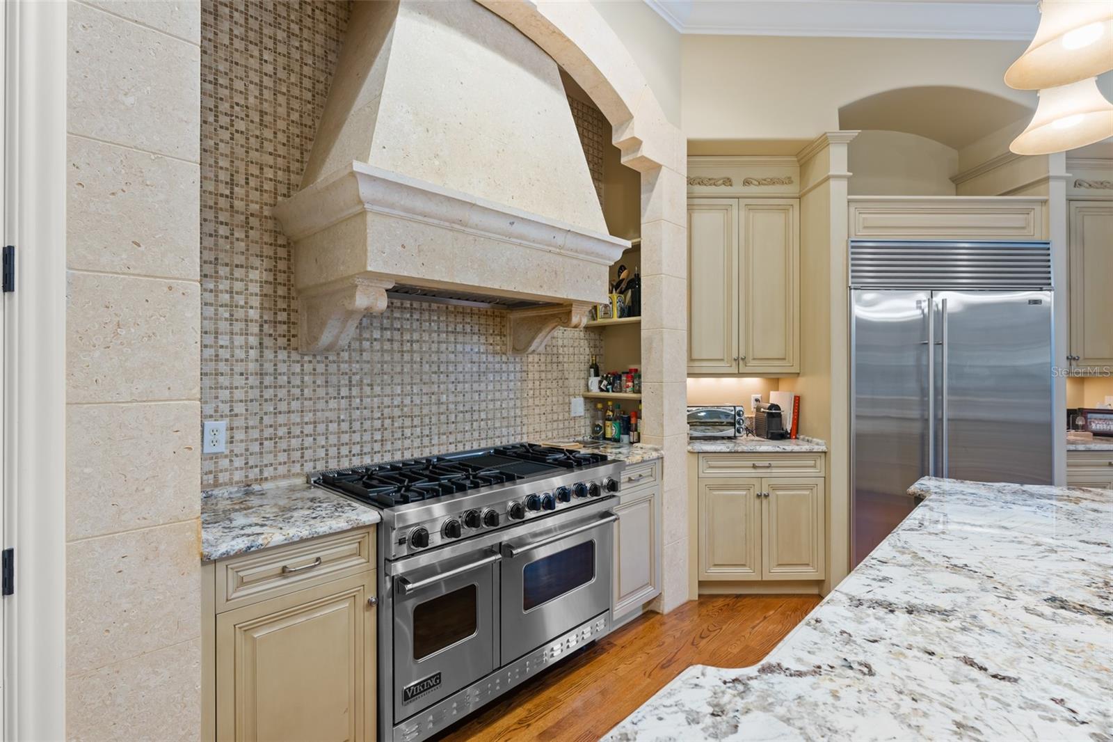 Image 14 of 71 For 6248 Louise Cove Dr