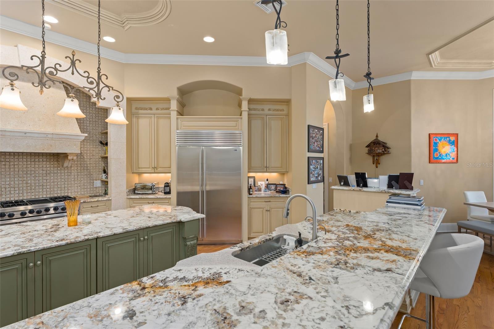 Image 15 of 71 For 6248 Louise Cove Dr