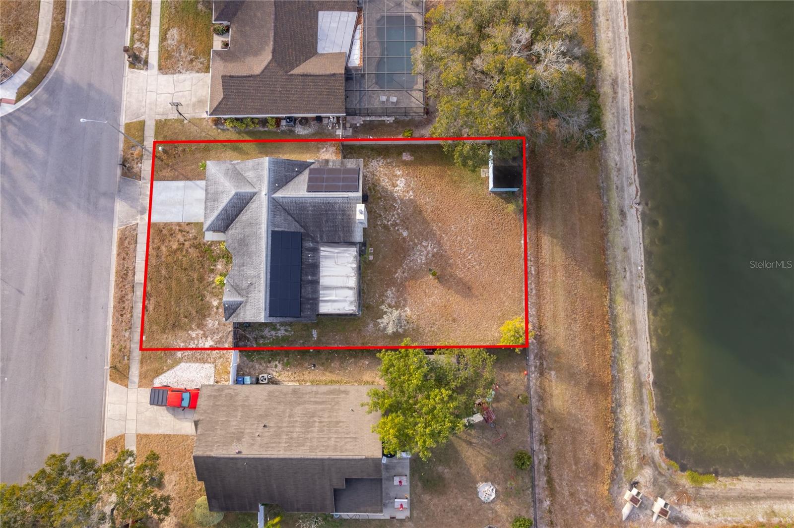 Image 24 of 29 For 4008 Barnsley Drive