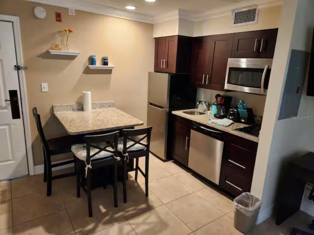 Image 2 of 20 For 3100 Parkway Boulevard 763