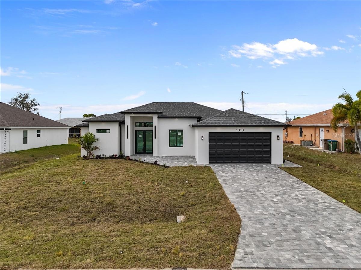 Image 3 of 49 For 1310 7th Place