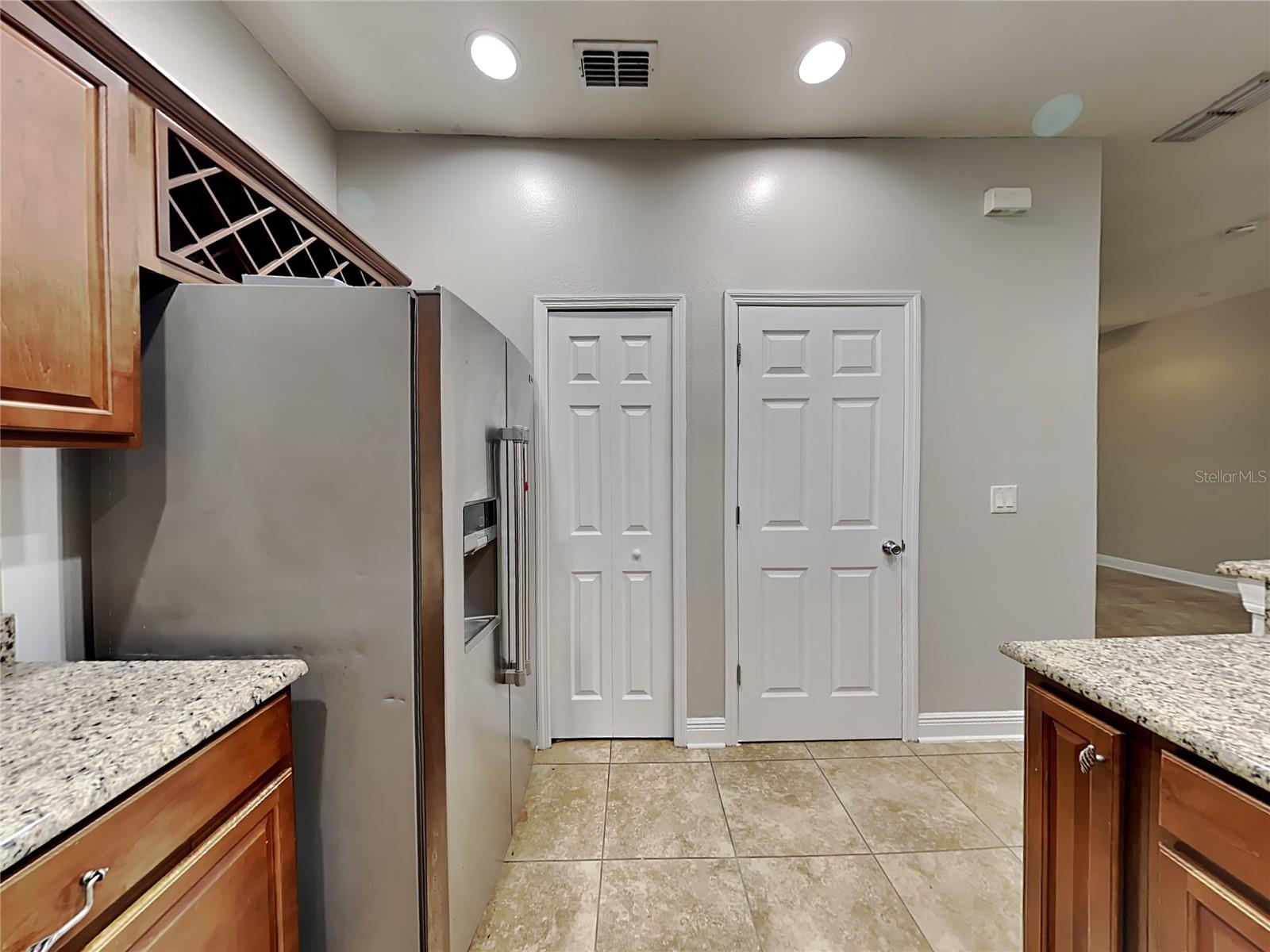 Image 4 of 21 For 9068 Shepton Street