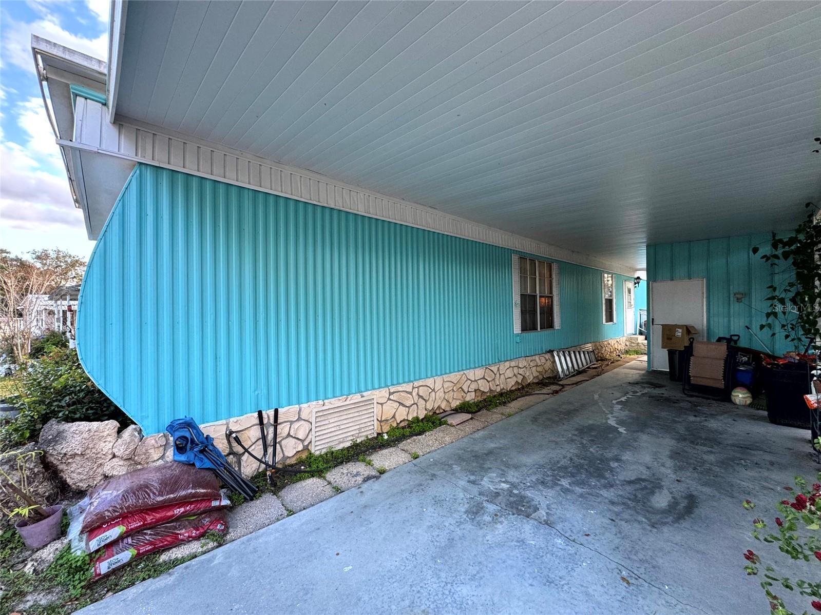 Image 12 of 42 For 2577 Brookside Circle