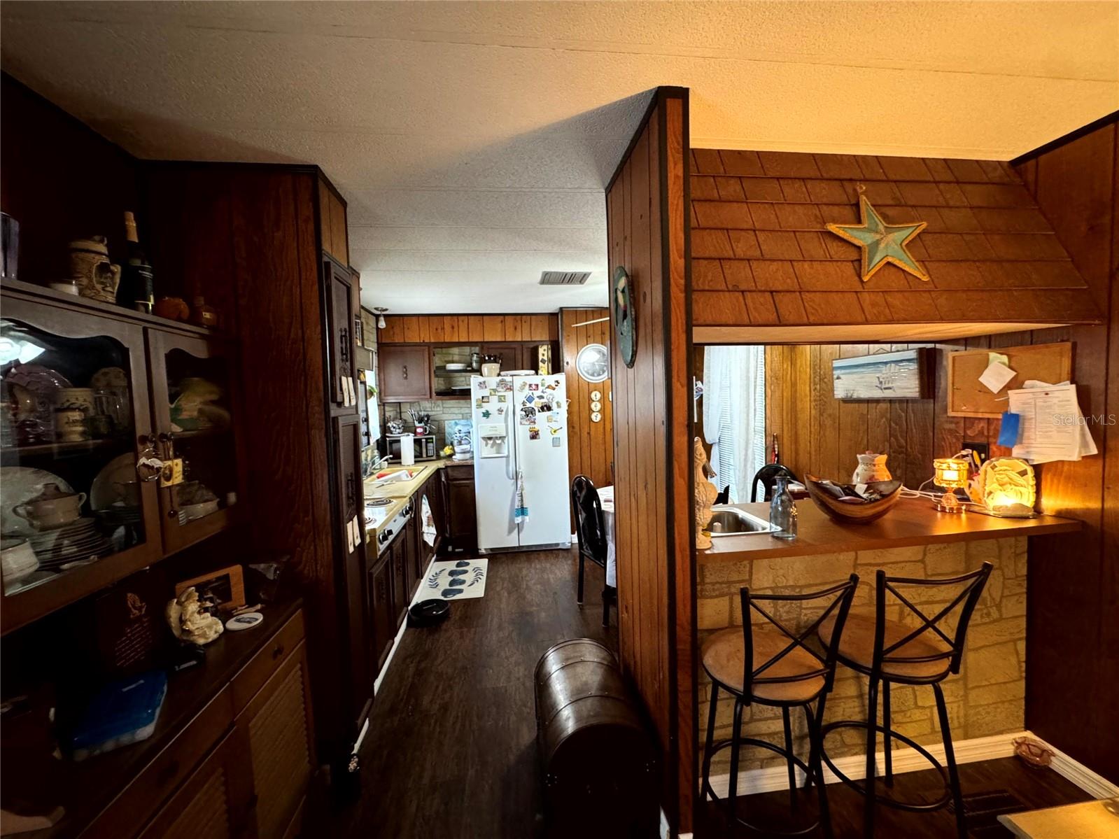 Image 25 of 42 For 2577 Brookside Circle