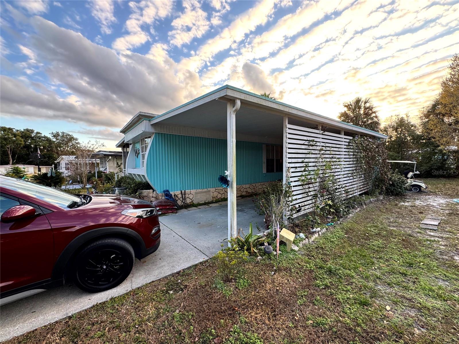 Image 3 of 42 For 2577 Brookside Circle