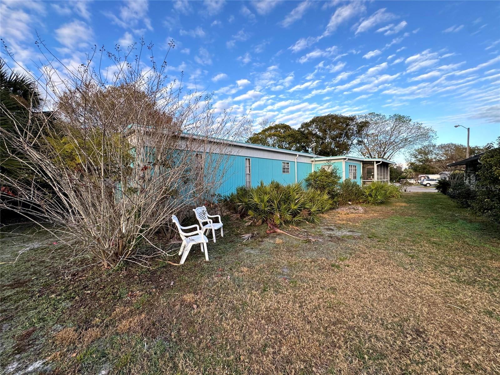 Image 7 of 42 For 2577 Brookside Circle