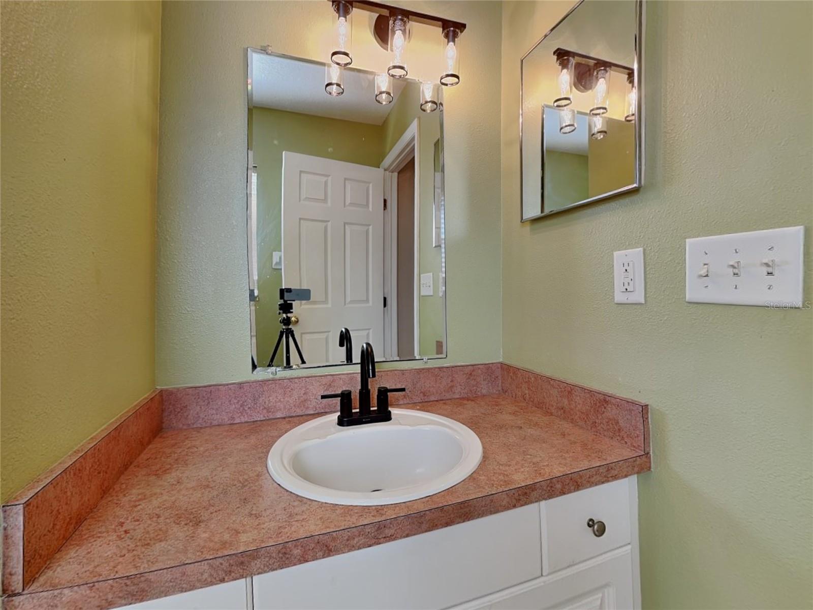 Image 15 of 22 For 105 Melody Lane