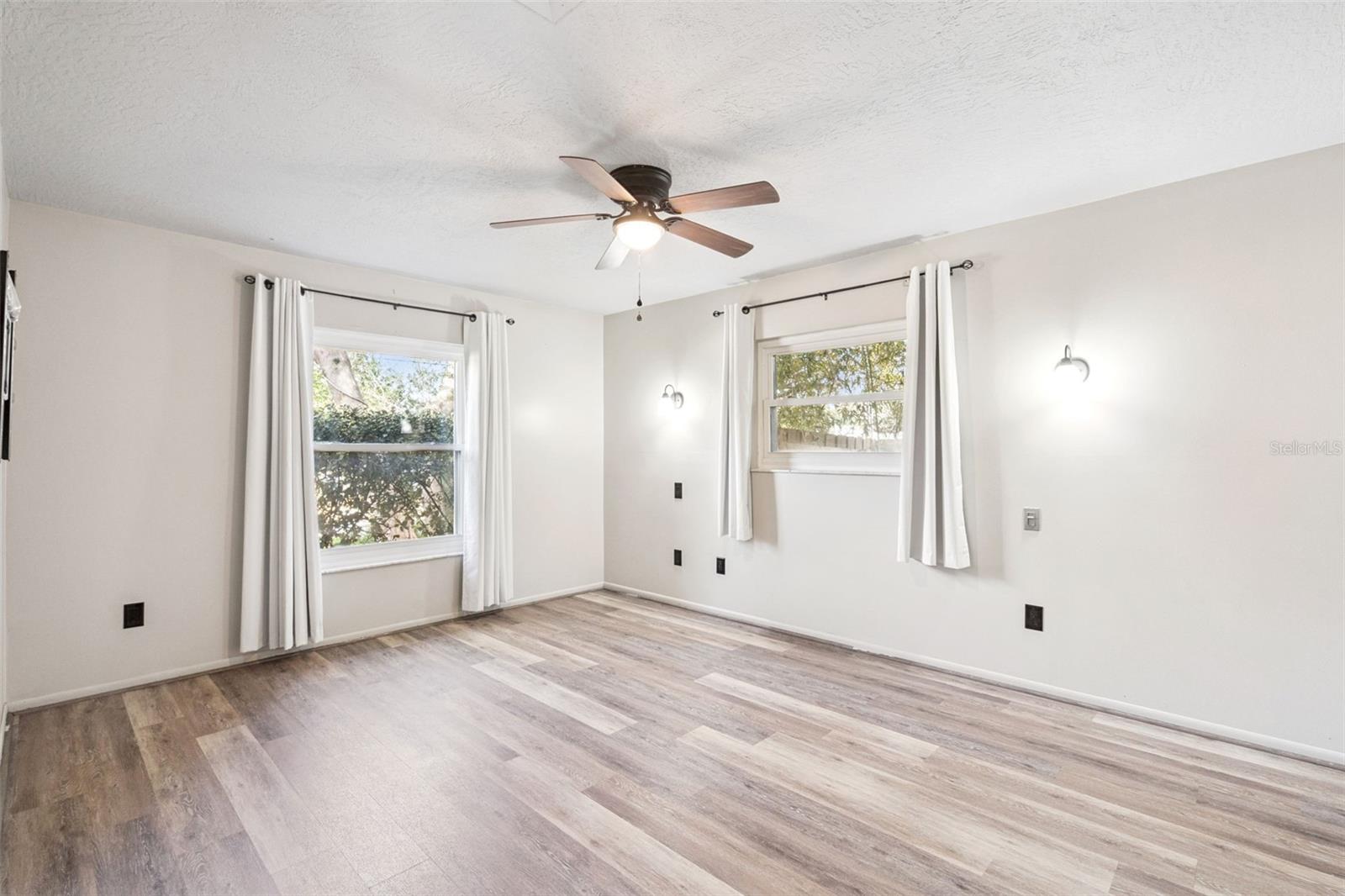 Image 10 of 26 For 501 Antoinette Street