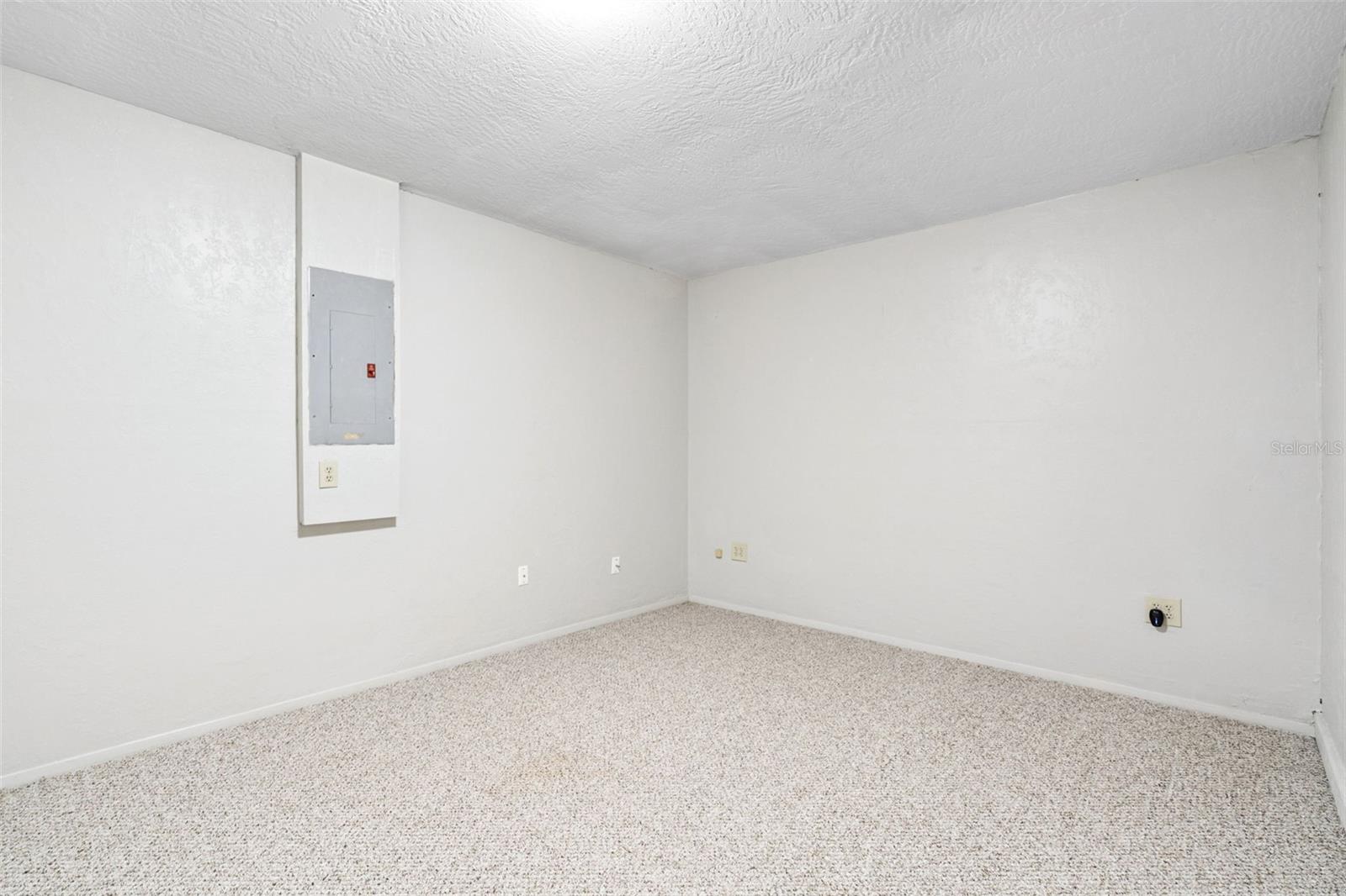 Image 19 of 26 For 501 Antoinette Street