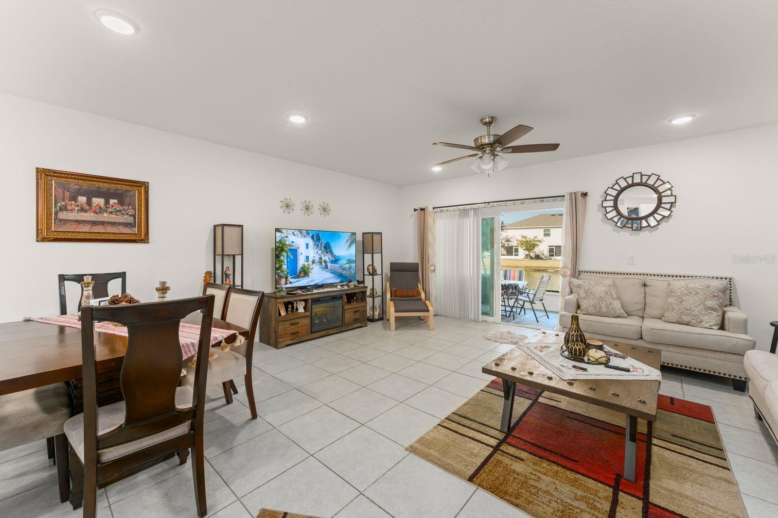 Image 13 of 39 For 4902 Coral Castle Drive