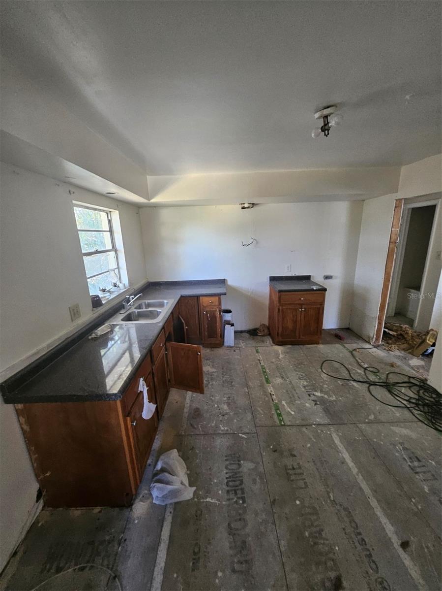 Image 17 of 24 For 1733 Hickorywood Lane