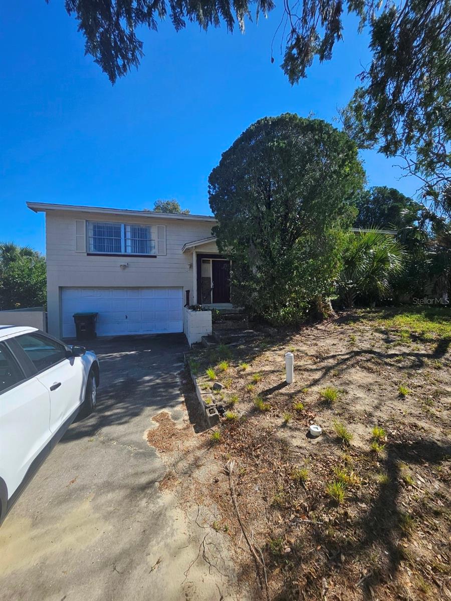 Image 2 of 24 For 1733 Hickorywood Lane