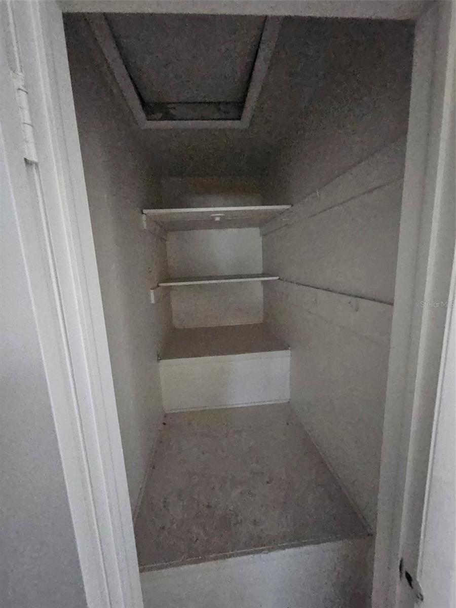 Image 24 of 24 For 1733 Hickorywood Lane