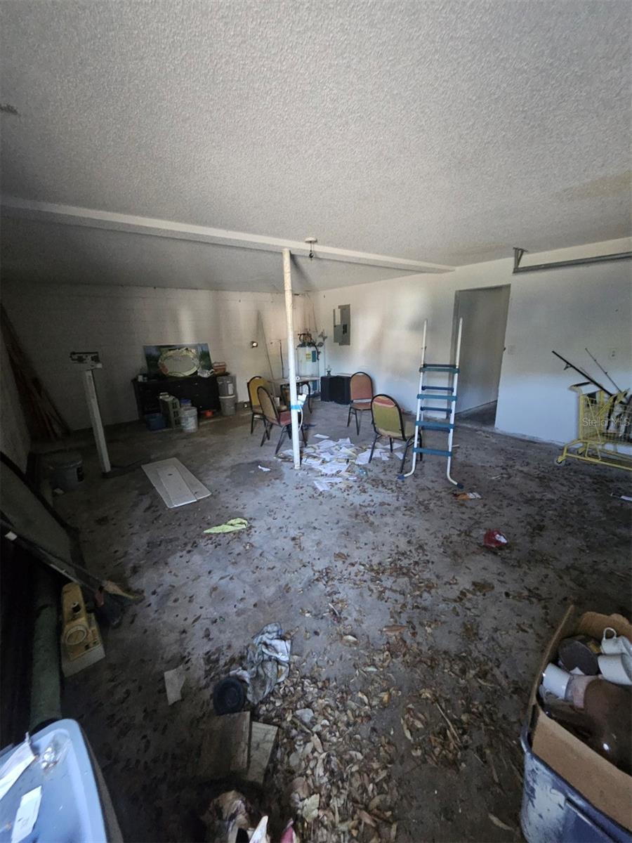 Image 8 of 24 For 1733 Hickorywood Lane