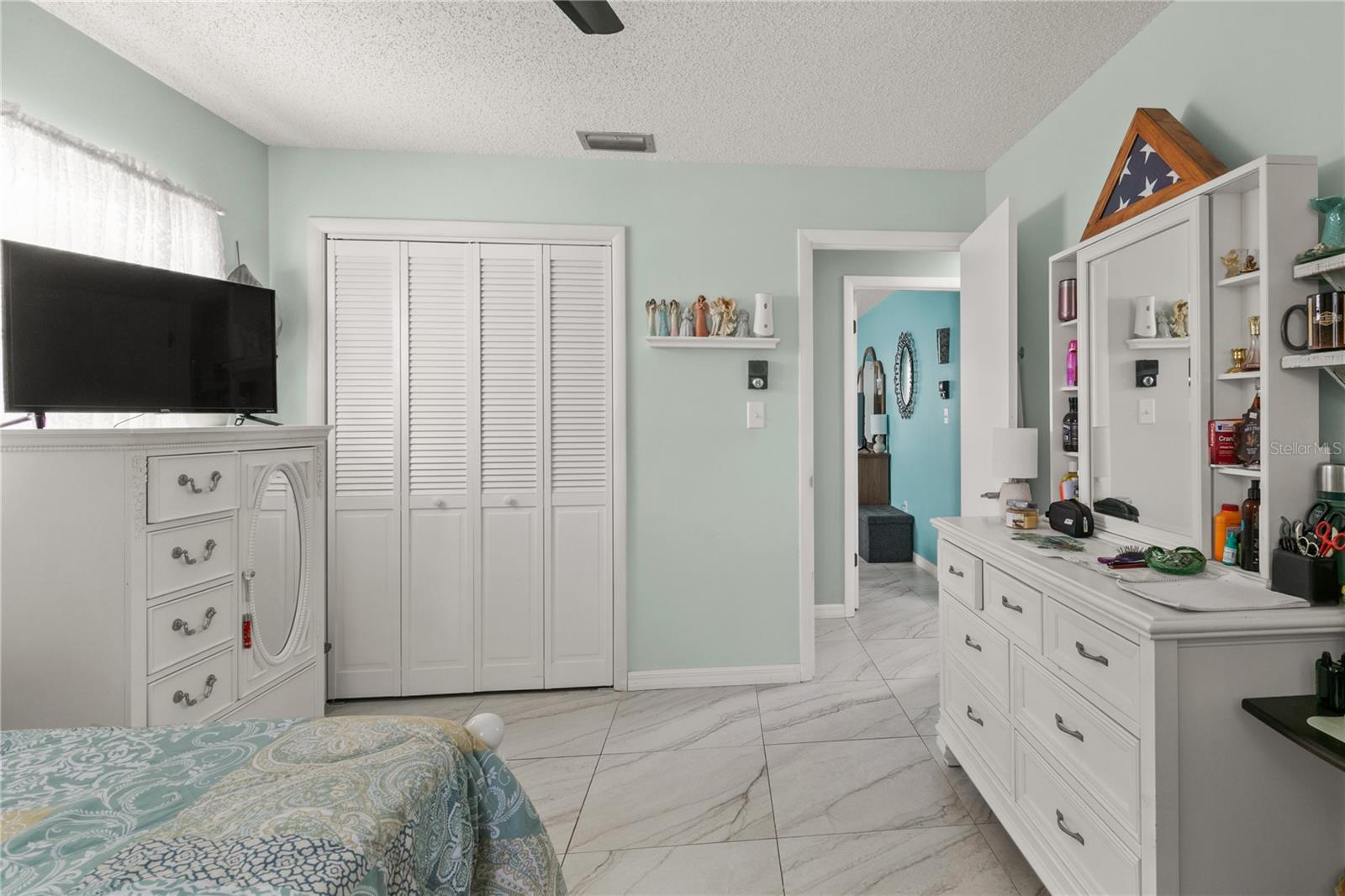 Image 17 of 34 For 504 Ambassador Avenue