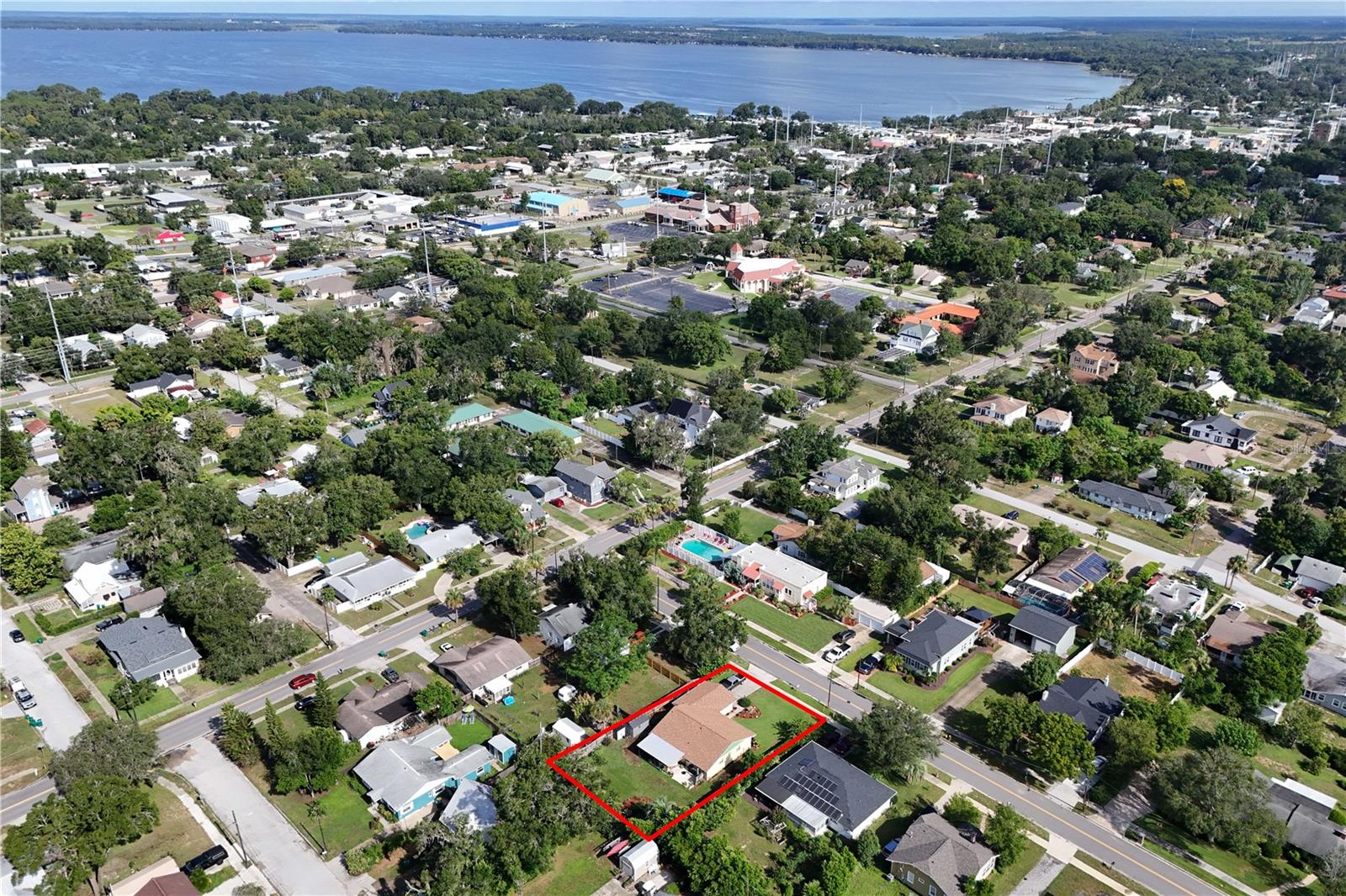 Image 26 of 34 For 504 Ambassador Avenue