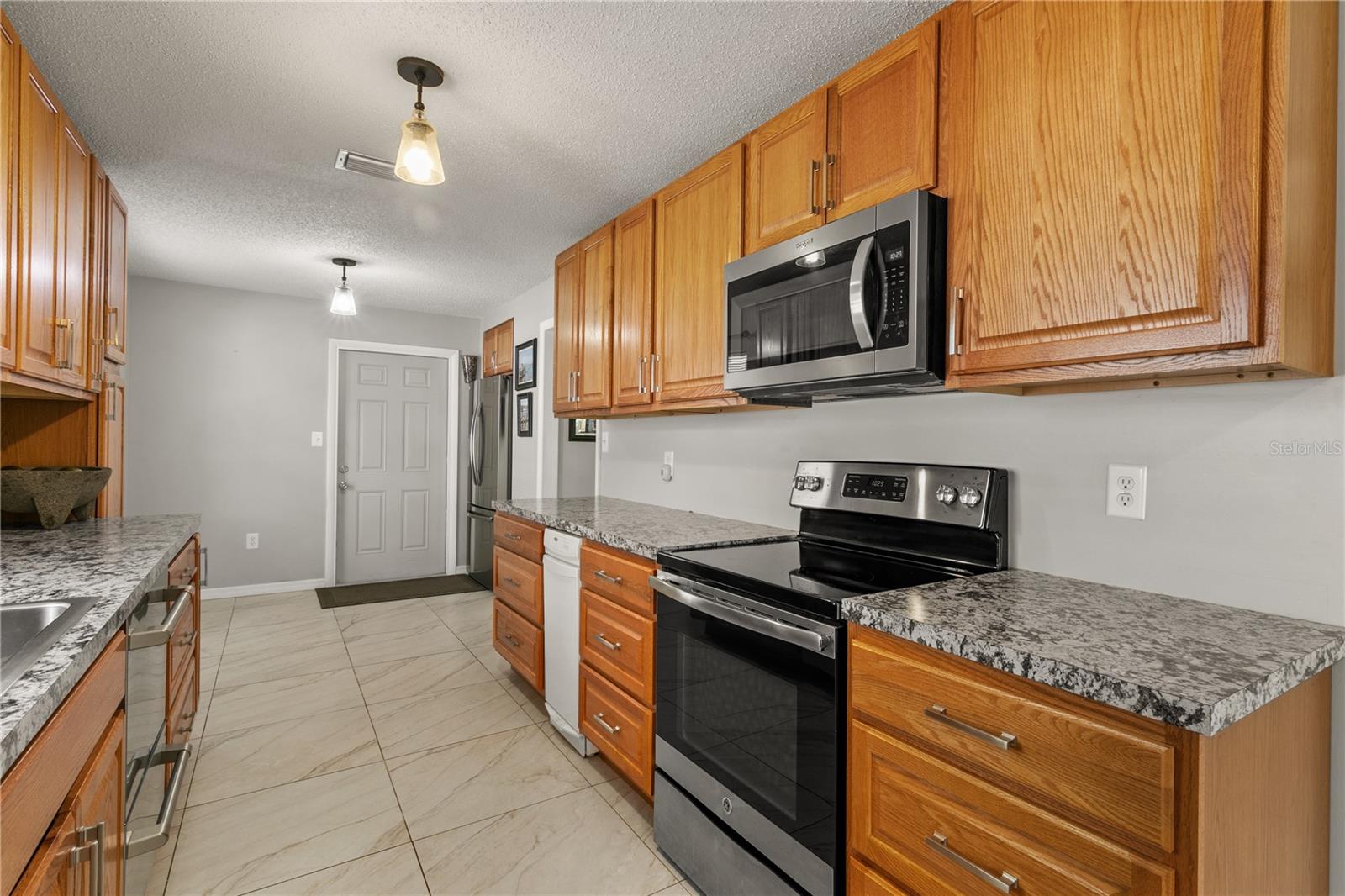 Image 9 of 34 For 504 Ambassador Avenue