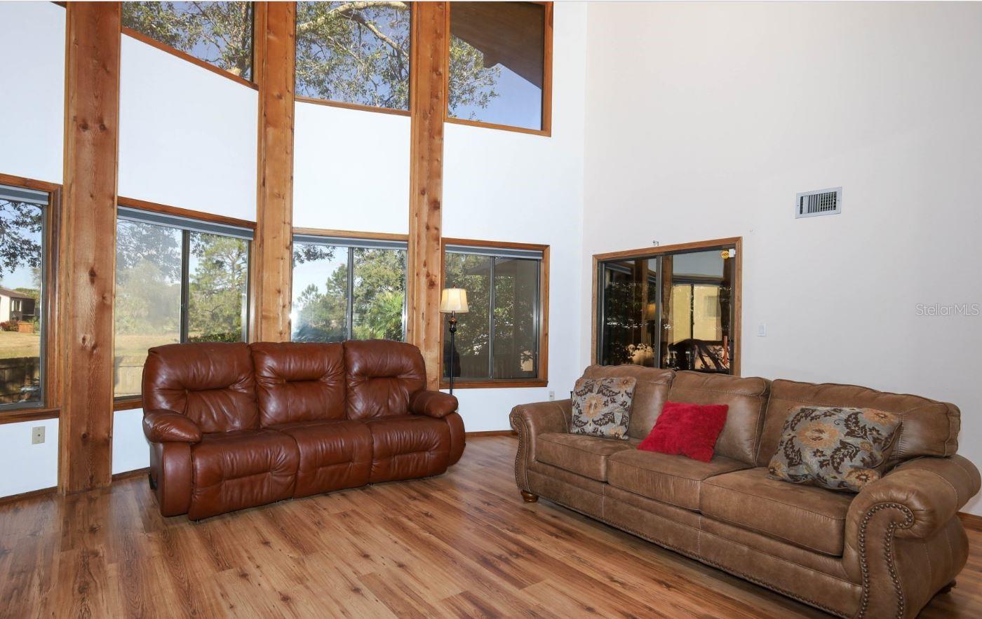 Image 17 of 43 For 3140 Demaret Drive