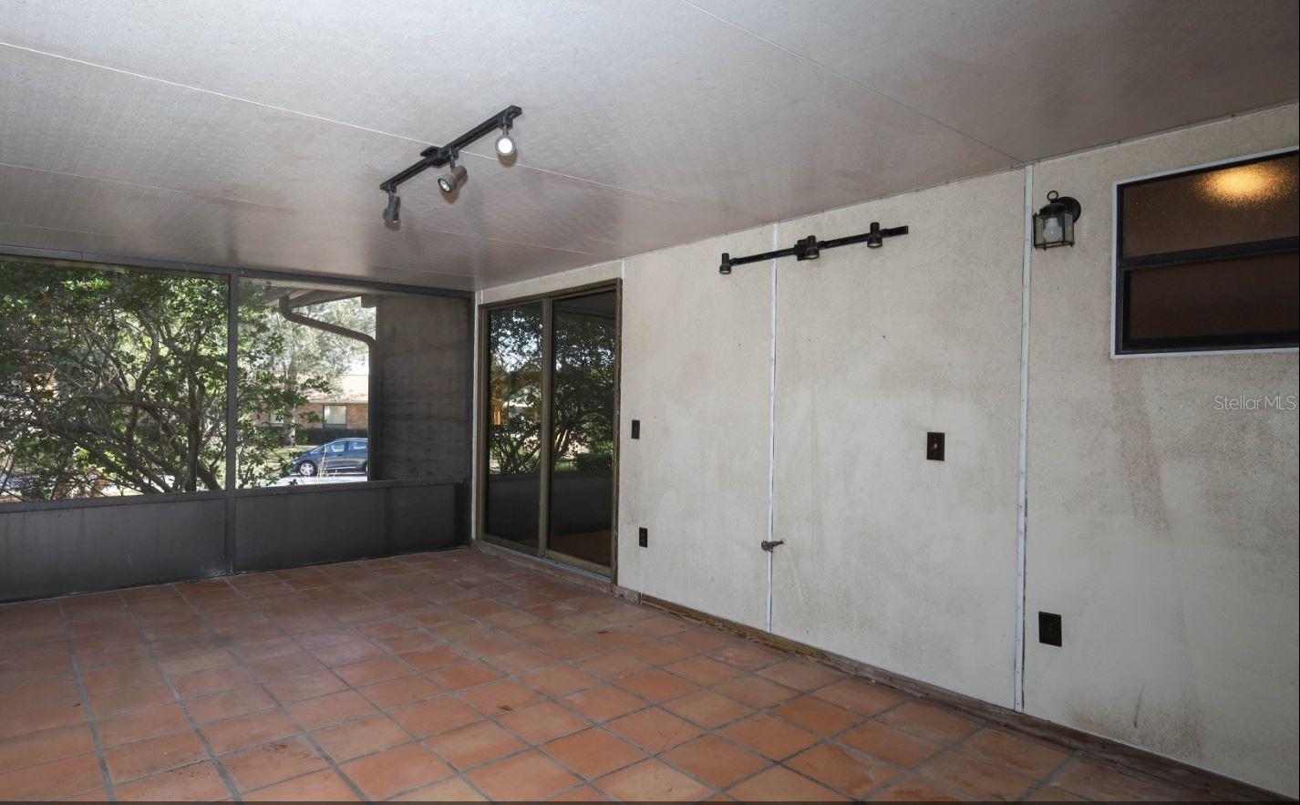 Image 34 of 43 For 3140 Demaret Drive