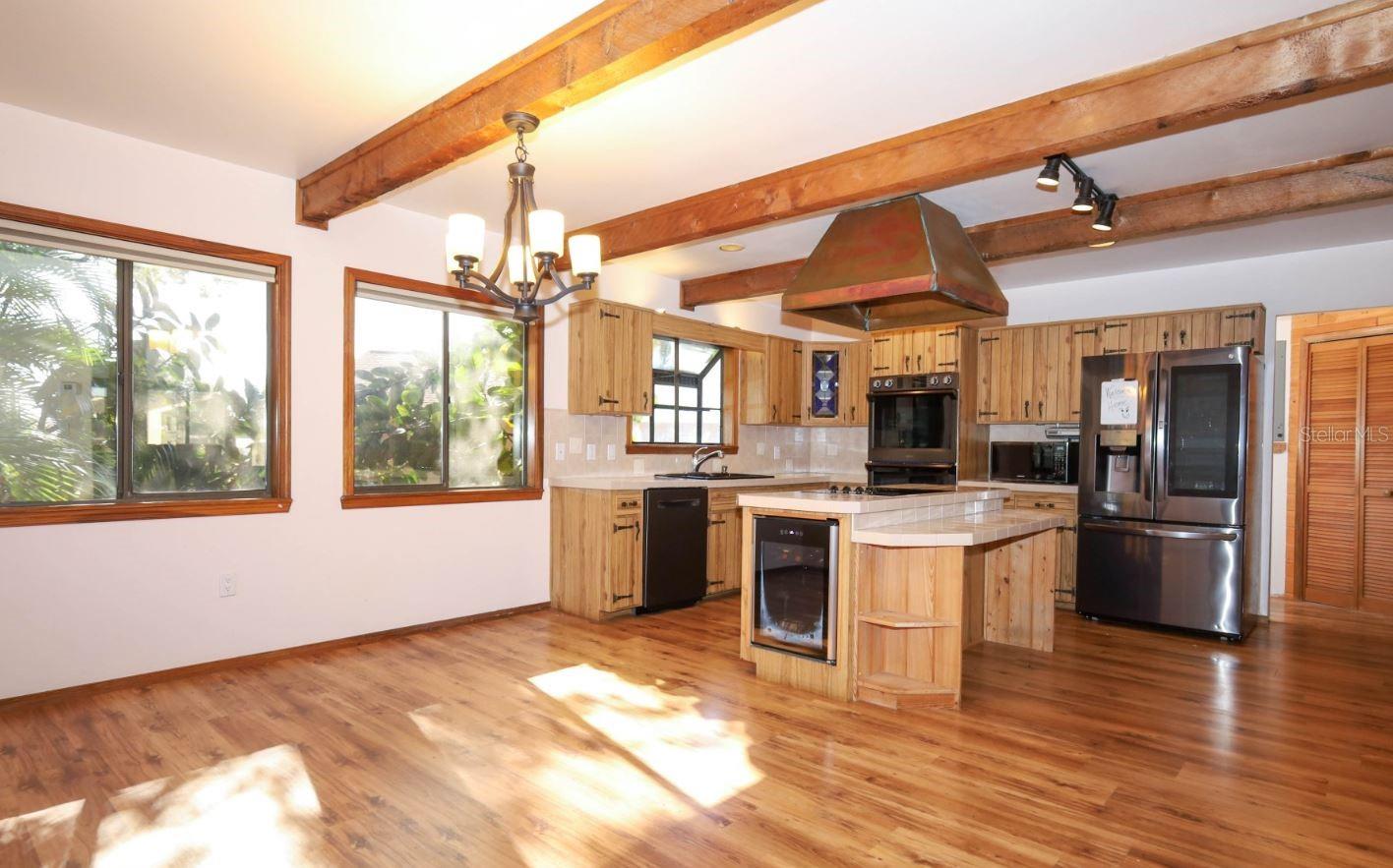 Image 8 of 43 For 3140 Demaret Drive