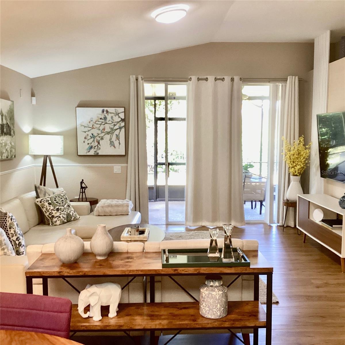 Image 18 of 43 For 3315 Flamborough Drive