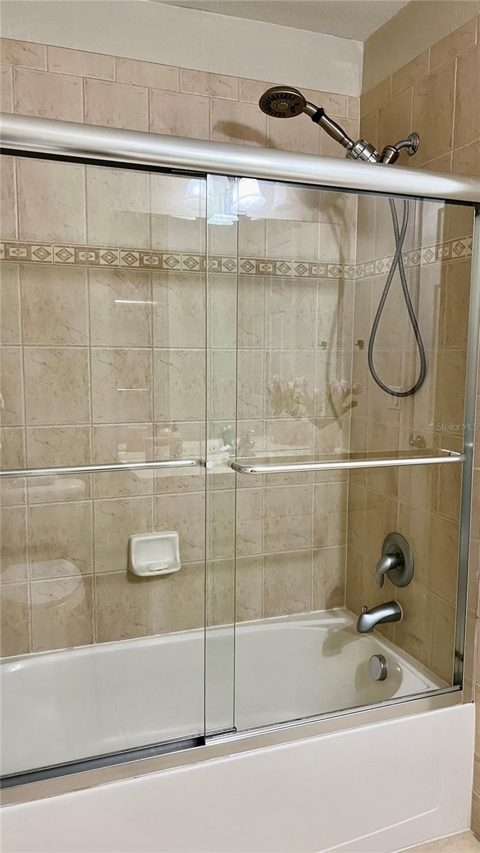 Image 26 of 43 For 3315 Flamborough Drive