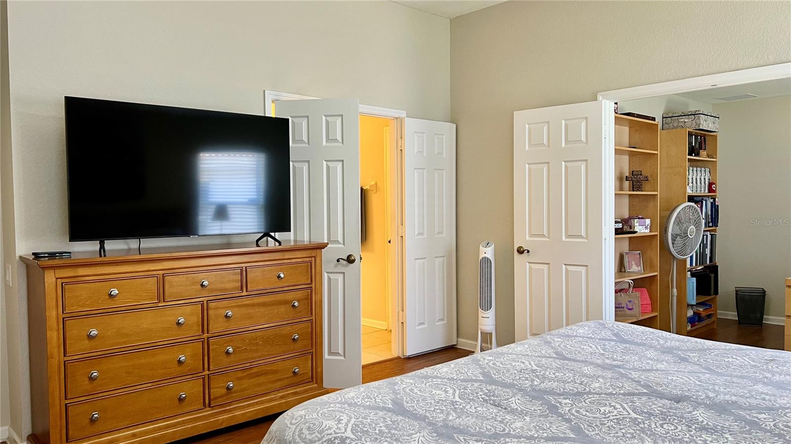 Image 28 of 43 For 3315 Flamborough Drive