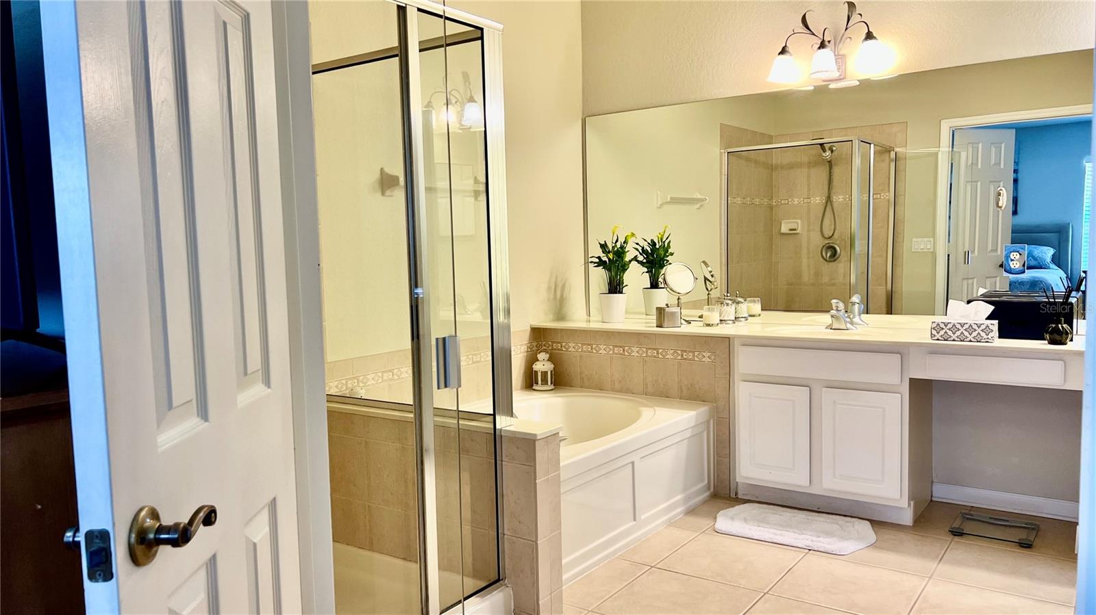 Image 31 of 43 For 3315 Flamborough Drive