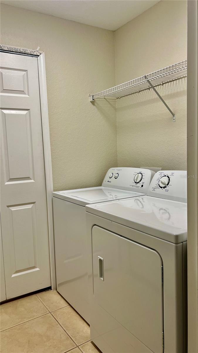 Image 37 of 43 For 3315 Flamborough Drive