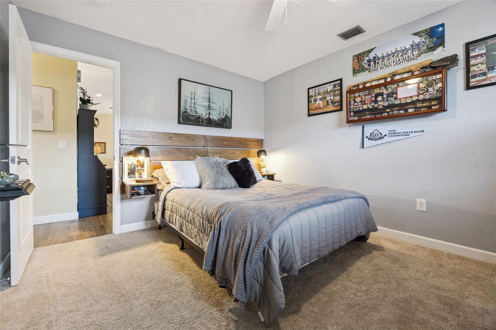 Image 27 of 41 For 5298 Jade Circle