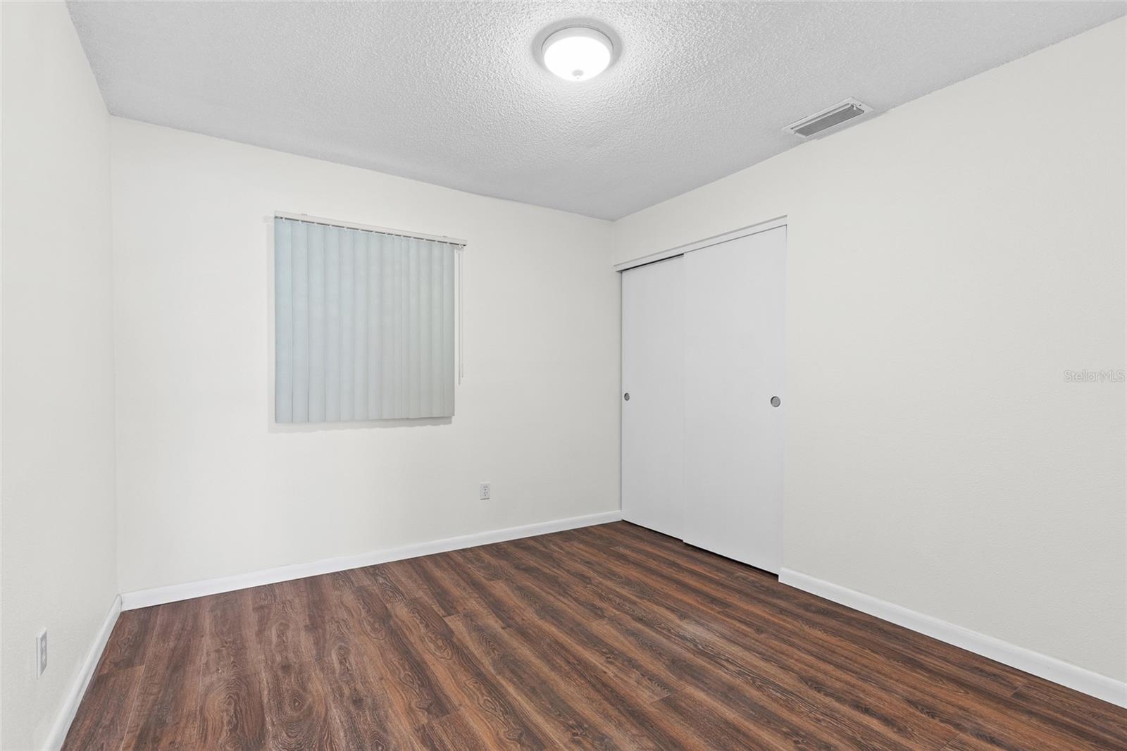 Image 13 of 42 For 105 Graham Road