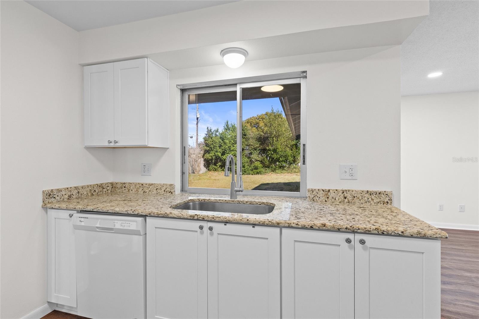 Image 23 of 42 For 105 Graham Road