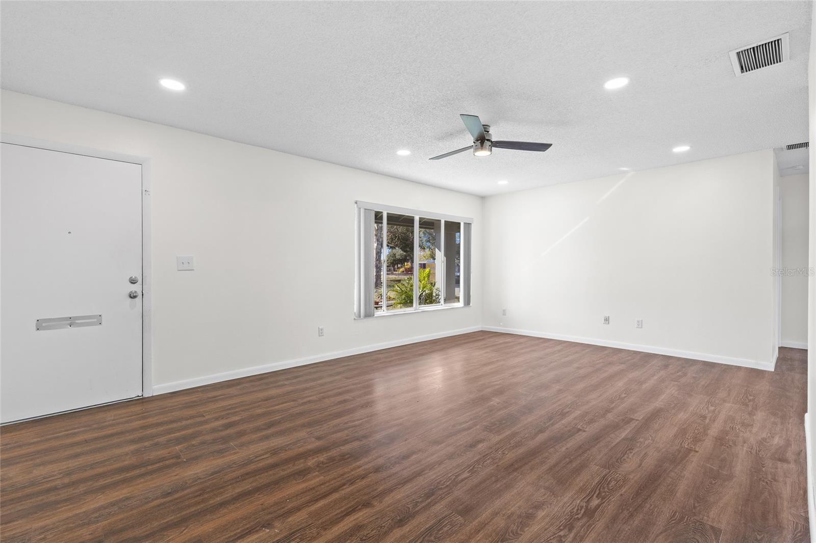 Image 6 of 42 For 105 Graham Road