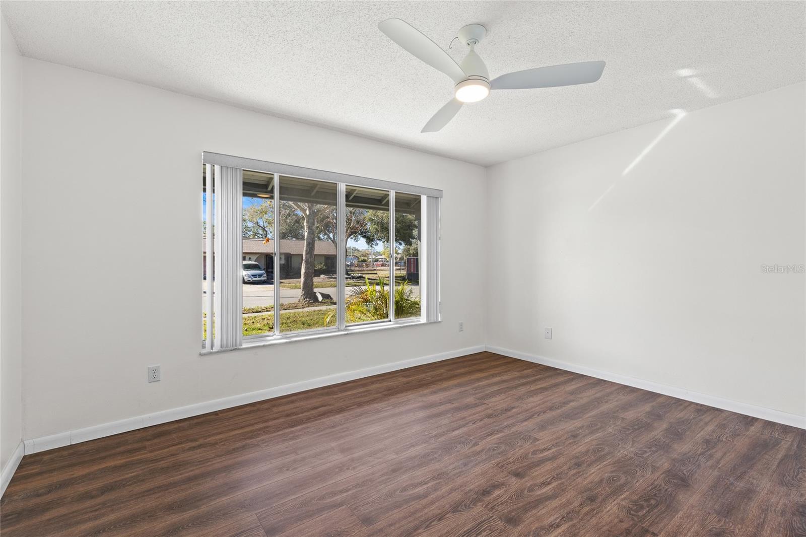 Image 8 of 42 For 105 Graham Road